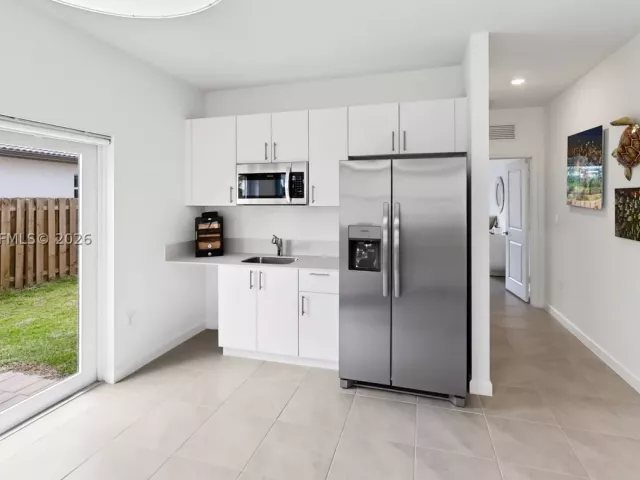4-bedroom home for sale in Homestead - 2208 SE 30th St - MondialRealty