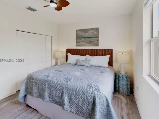 4-bedroom home for sale in Homestead - 2208 SE 30th St - MondialRealty