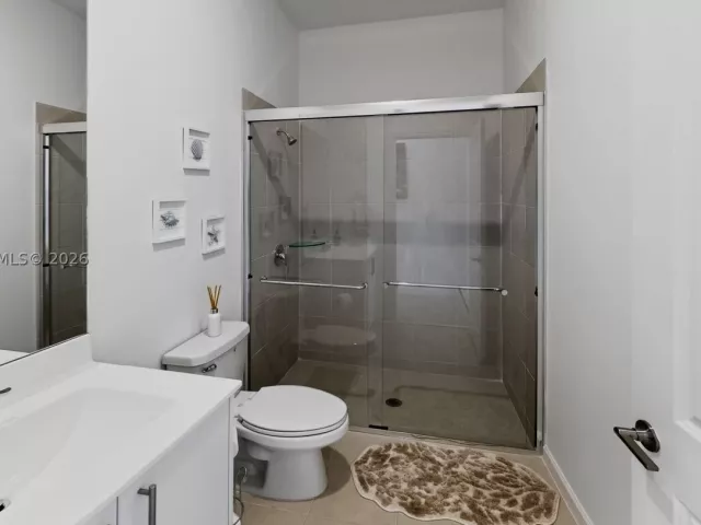 4-bedroom home for sale in Homestead - 2208 SE 30th St - MondialRealty