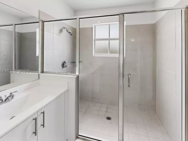 4-bedroom home for sale in Homestead - 2208 SE 30th St - MondialRealty