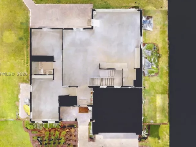 4-bedroom home for sale in Homestead - 2208 SE 30th St - MondialRealty