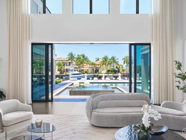 5-bedroom home for sale in Boca Raton - 701 SANCTUARY Drive - MondialRealty