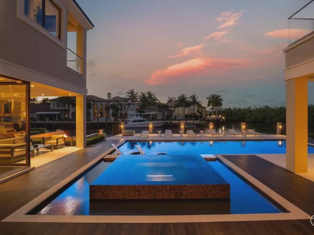 5-bedroom home for sale in Boca Raton - 701 SANCTUARY Drive - MondialRealty