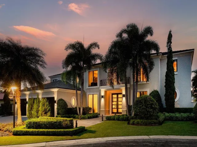 5-bedroom home for sale in Boca Raton - 701 SANCTUARY Drive - MondialRealty
