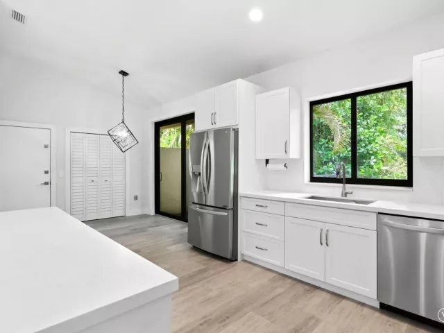5-bedroom home for sale in Boca Raton - 2302 NW 66th Drive - MondialRealty
