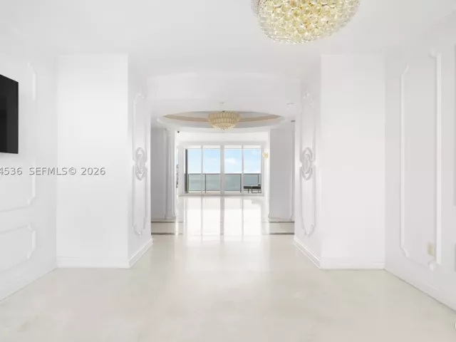 3-bedroom condo for rent in Sunny Isles Beach - 19111 Collins Ave 3406 - MondialRealty