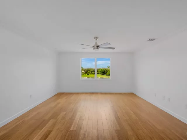 4-bedroom home for sale in Pembroke Pines - 14315 NW 16TH Court - MondialRealty