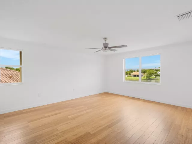 4-bedroom home for sale in Pembroke Pines - 14315 NW 16TH Court - MondialRealty