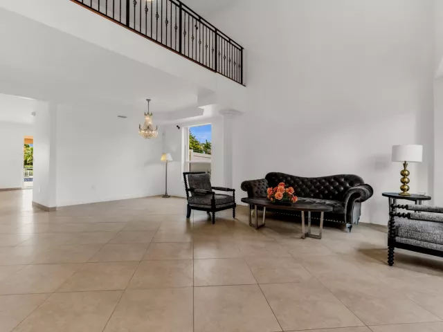 4-bedroom home for sale in Pembroke Pines - 14315 NW 16TH Court - MondialRealty