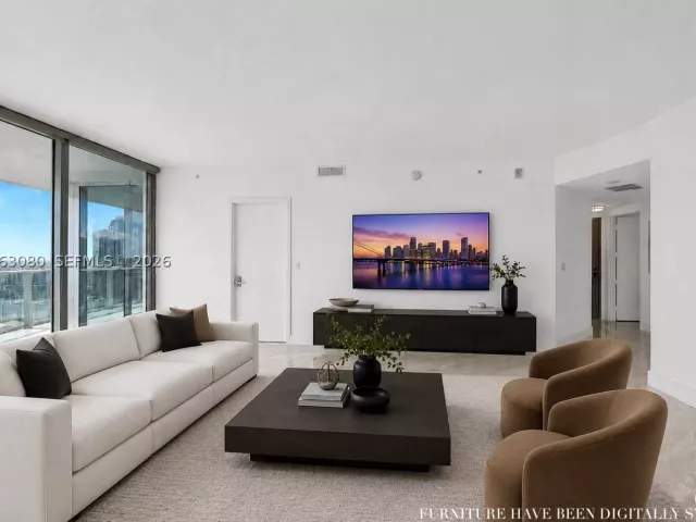 2-bedroom condo for rent in Miami - 488 NE 18th St 3900 - MondialRealty