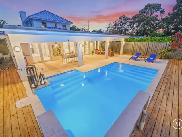 4-bedroom home for sale in Miami - 3427 Frow Ave - MondialRealty