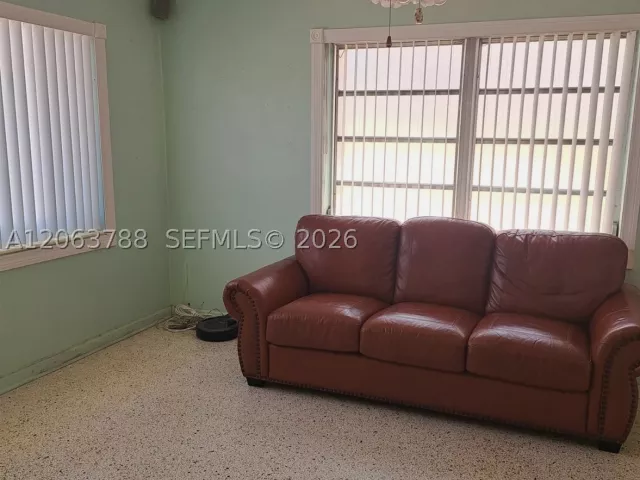3-bedroom home for sale in Miami - 3062 SW 14th St - MondialRealty