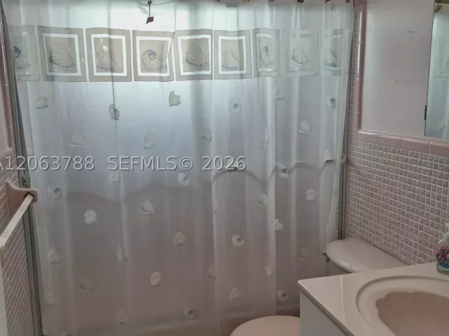 3-bedroom home for sale in Miami - 3062 SW 14th St - MondialRealty