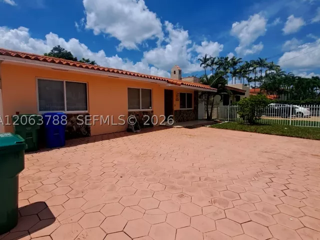 3-bedroom home for sale in Miami - 3062 SW 14th St - MondialRealty
