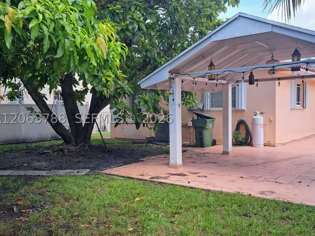 3-bedroom home for sale in Miami - 3062 SW 14th St - MondialRealty