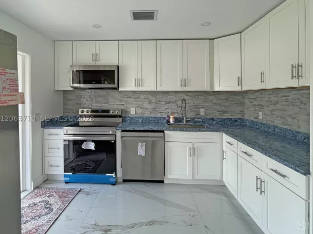 3-bedroom home for sale in Fort Lauderdale - 1606 NW 12th Ave - MondialRealty