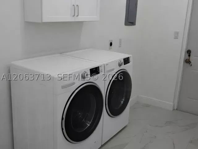 3-bedroom home for sale in Fort Lauderdale - 1606 NW 12th Ave - MondialRealty