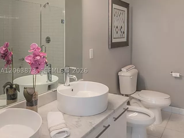 2-bedroom condo for rent in Miami - 888 Biscayne Blvd 4009 - MondialRealty