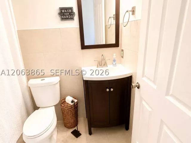 4-bedroom home for sale in Miami - 11845 SW 3rd St - MondialRealty