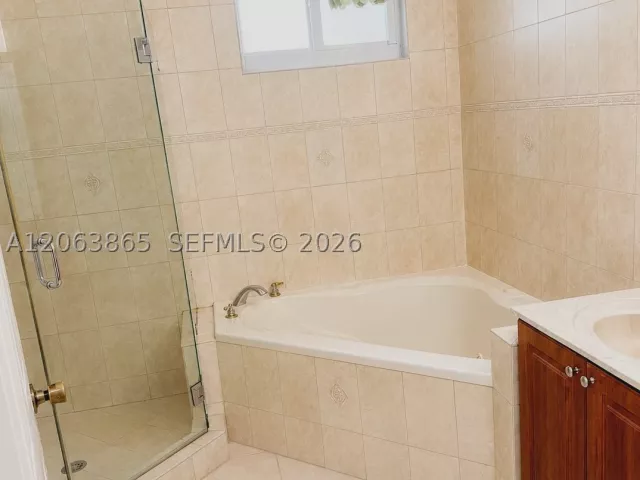 4-bedroom home for sale in Miami - 11845 SW 3rd St - MondialRealty
