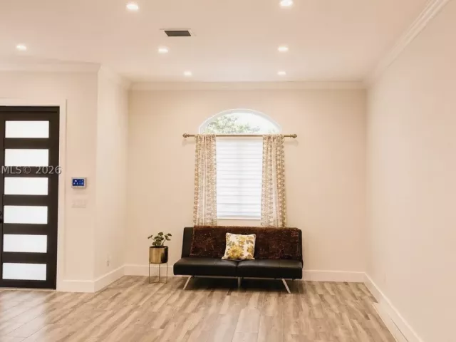 4-bedroom home for sale in Miami - 11845 SW 3rd St - MondialRealty