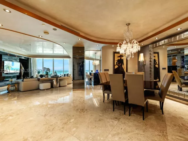 3-bedroom condo for sale in Sunny Isles Beach - 16047 Collins Ave 603 - MondialRealty