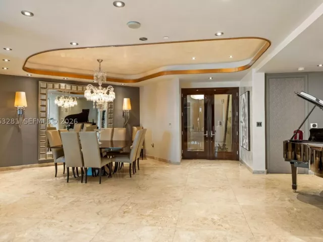3-bedroom condo for sale in Sunny Isles Beach - 16047 Collins Ave 603 - MondialRealty