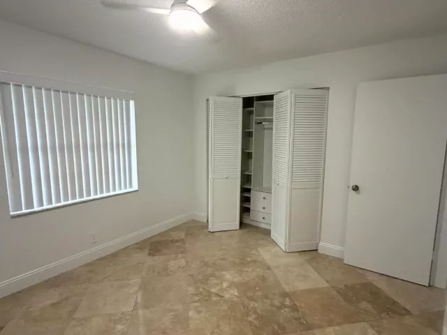 3-bedroom home for rent in Boca Raton - 9209 Southampton Place - MondialRealty
