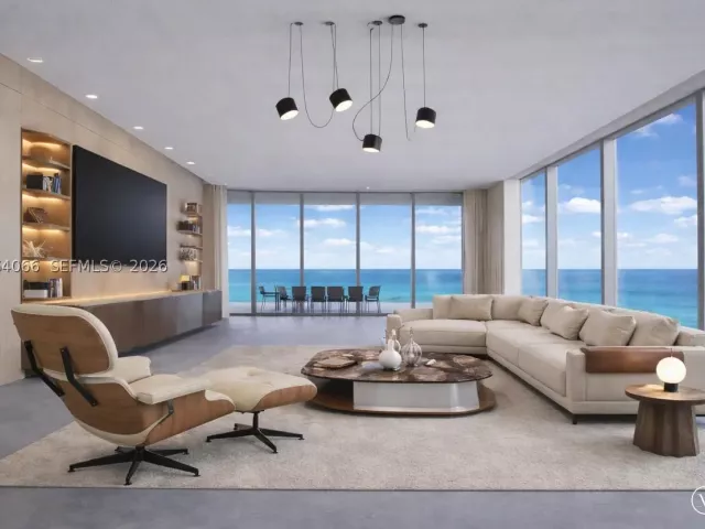 5-bedroom condo for sale in Sunny Isles Beach - 18501 Collins Ave 1804 - MondialRealty