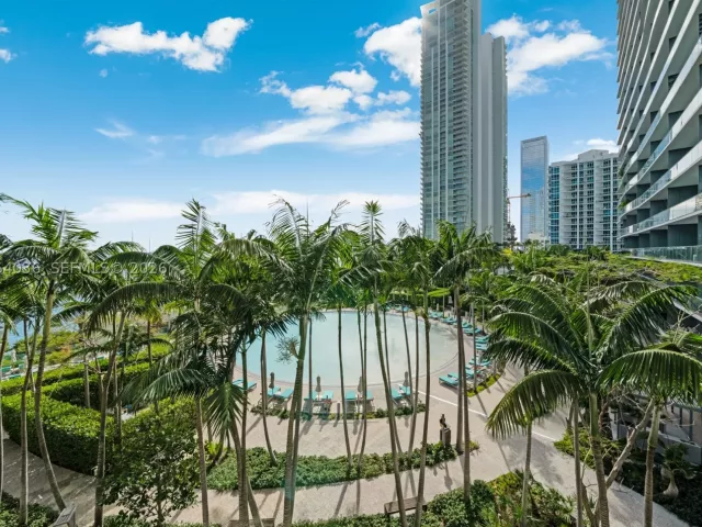 2-bedroom condo for sale in Miami - 650 NE 32nd St 802 - MondialRealty