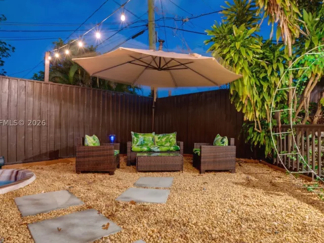 4-bedroom home for rent in Miami - 301 SW 69th Ave 301 - MondialRealty