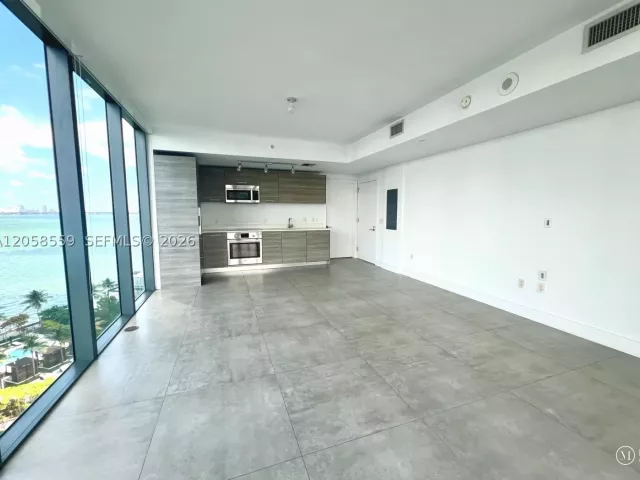 1-bedroom condo for sale in Miami - 650 NE 32nd St 908 - MondialRealty