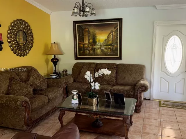 4-bedroom home for sale in Miami - 1542 SW 138th Ct - MondialRealty