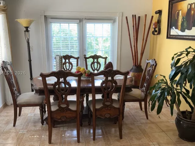 4-bedroom home for sale in Miami - 1542 SW 138th Ct - MondialRealty