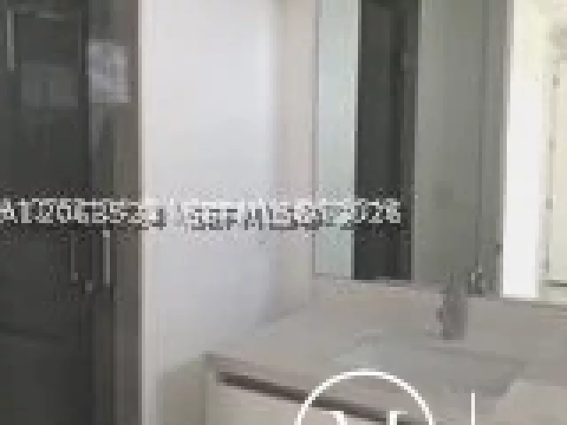 5-bedroom home for rent in Miami - 10125 NW 75 terr - MondialRealty