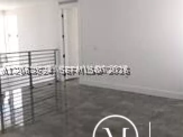 5-bedroom home for rent in Miami - 10125 NW 75 terr - MondialRealty