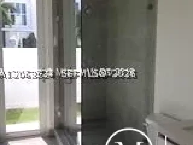 5-bedroom home for rent in Miami - 10125 NW 75 terr - MondialRealty