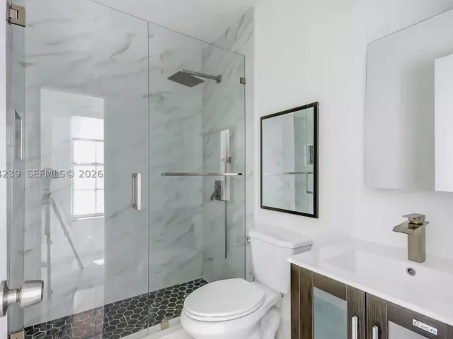 3-bedroom home for sale in Miami - 12909 SW 61st Ter - MondialRealty