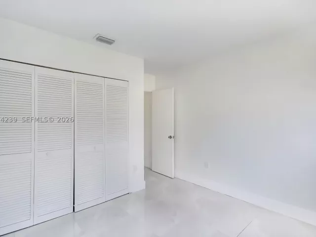 3-bedroom home for sale in Miami - 12909 SW 61st Ter - MondialRealty