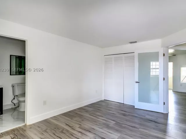 3-bedroom home for sale in Miami - 12909 SW 61st Ter - MondialRealty