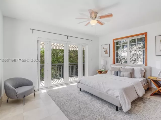 5-bedroom home for rent in Coral Gables - 184 Paloma Drive - MondialRealty