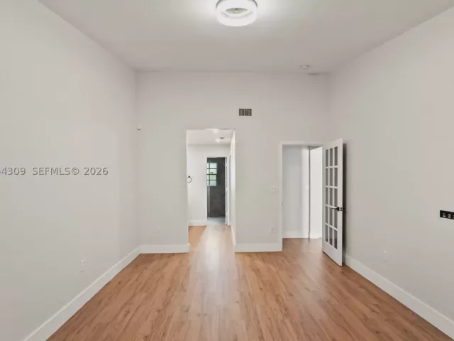 4-bedroom home for rent in Miami - 15026 SW 141st Ct N/A - MondialRealty