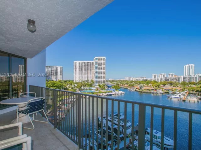 2-bedroom condo for sale in Hallandale Beach - 300 Three Islands Blvd 406 - MondialRealty