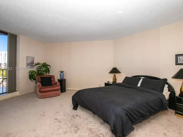 2-bedroom condo for sale in Hallandale Beach - 300 Three Islands Blvd 406 - MondialRealty