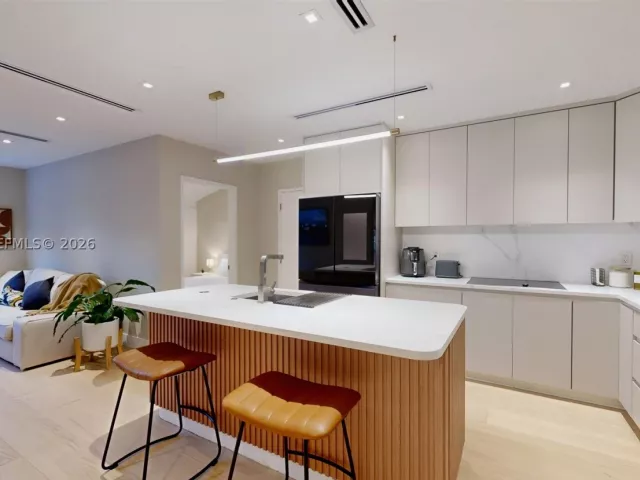 4-bedroom home for sale in Miami - 1277 SW 19th St - MondialRealty