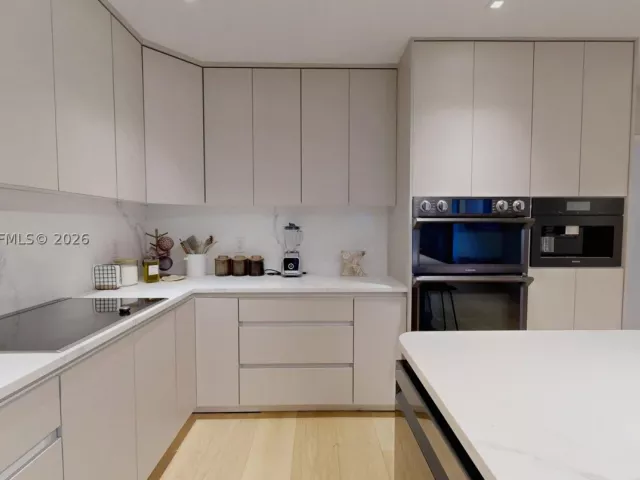 4-bedroom home for sale in Miami - 1277 SW 19th St - MondialRealty