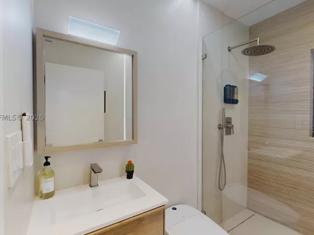 4-bedroom home for sale in Miami - 1277 SW 19th St - MondialRealty