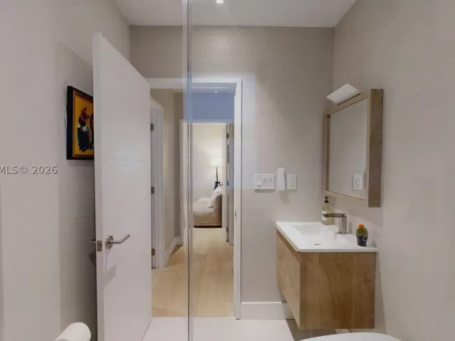 4-bedroom home for sale in Miami - 1277 SW 19th St - MondialRealty