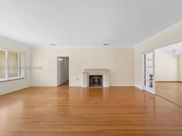 4-bedroom home for rent in Coral Gables - 2514 E Granada Blvd n/a - MondialRealty