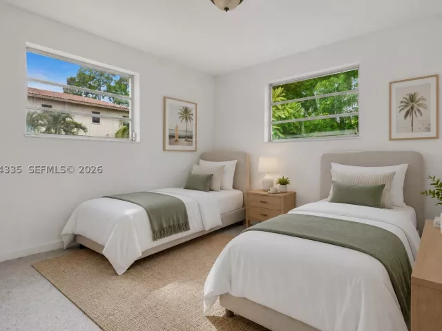 3-bedroom home for rent in Miami - 17355 NE 7th Ave - MondialRealty